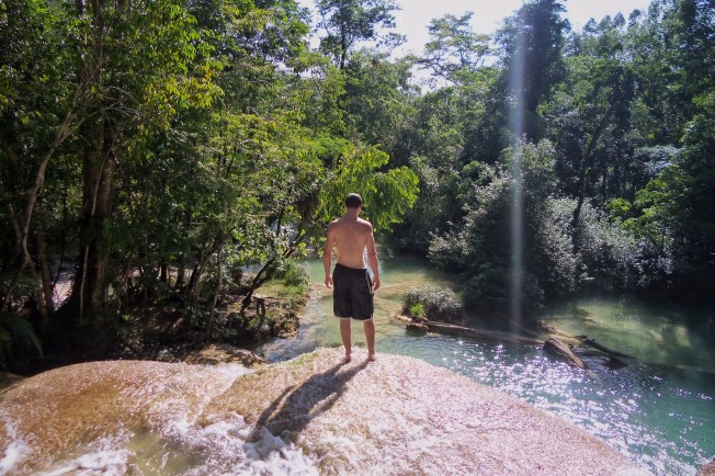 Roberto Barrios Falls, Mexico
